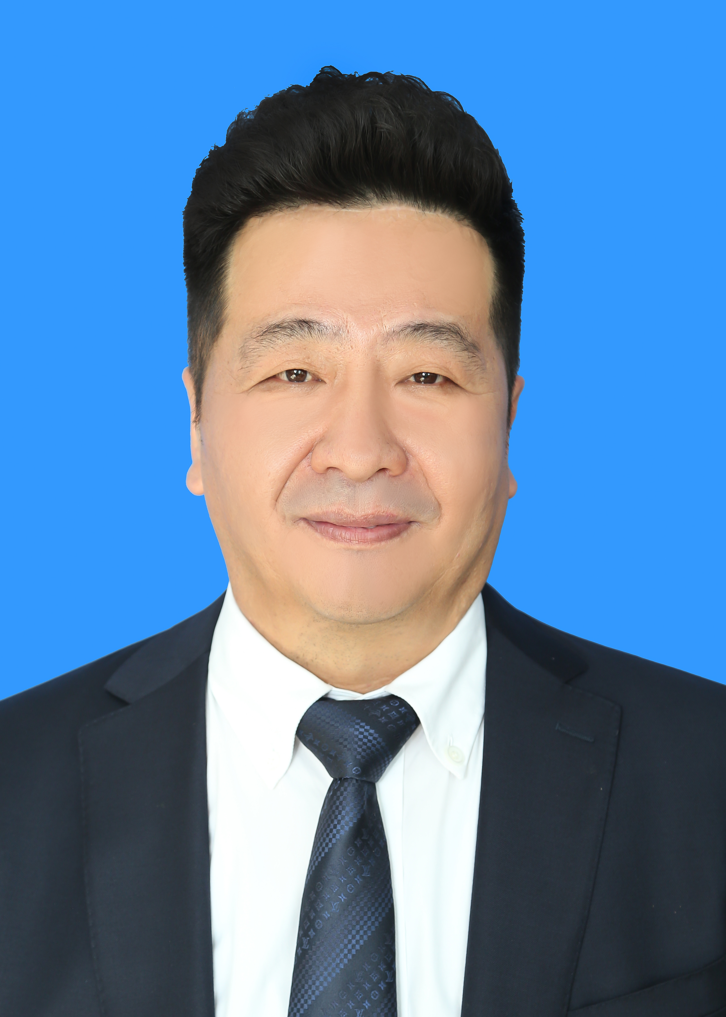 馬文義  集團(tuán)董事、董事長(zhǎng)、總經(jīng)理